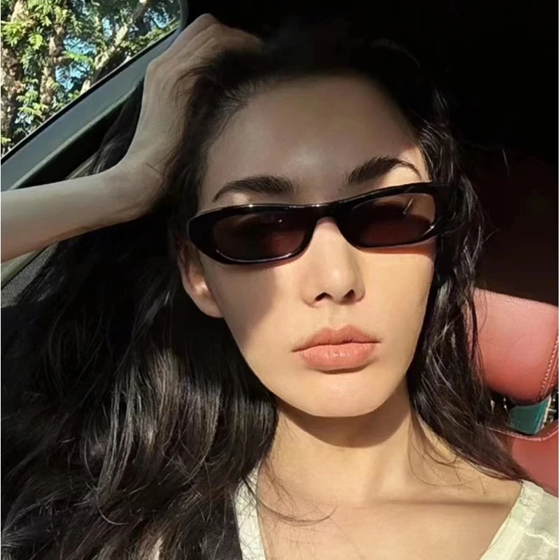 New Retro Oval Frame Sunglasse - Street Fashion Shoot のレビューと価格