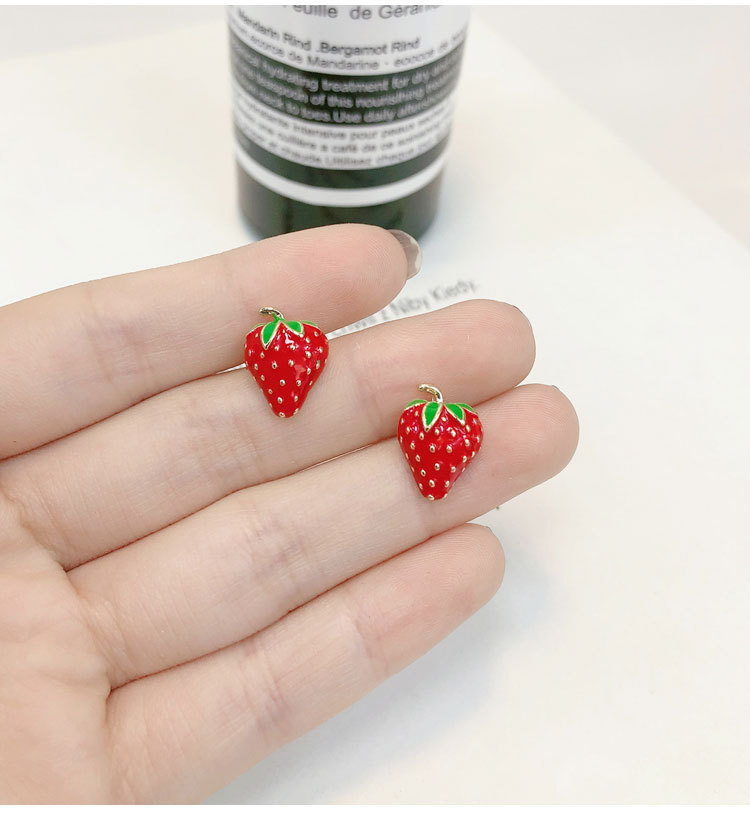 Acrylic Strawberry Earrings Fa - Street Fashion Shoot のレビューと価格