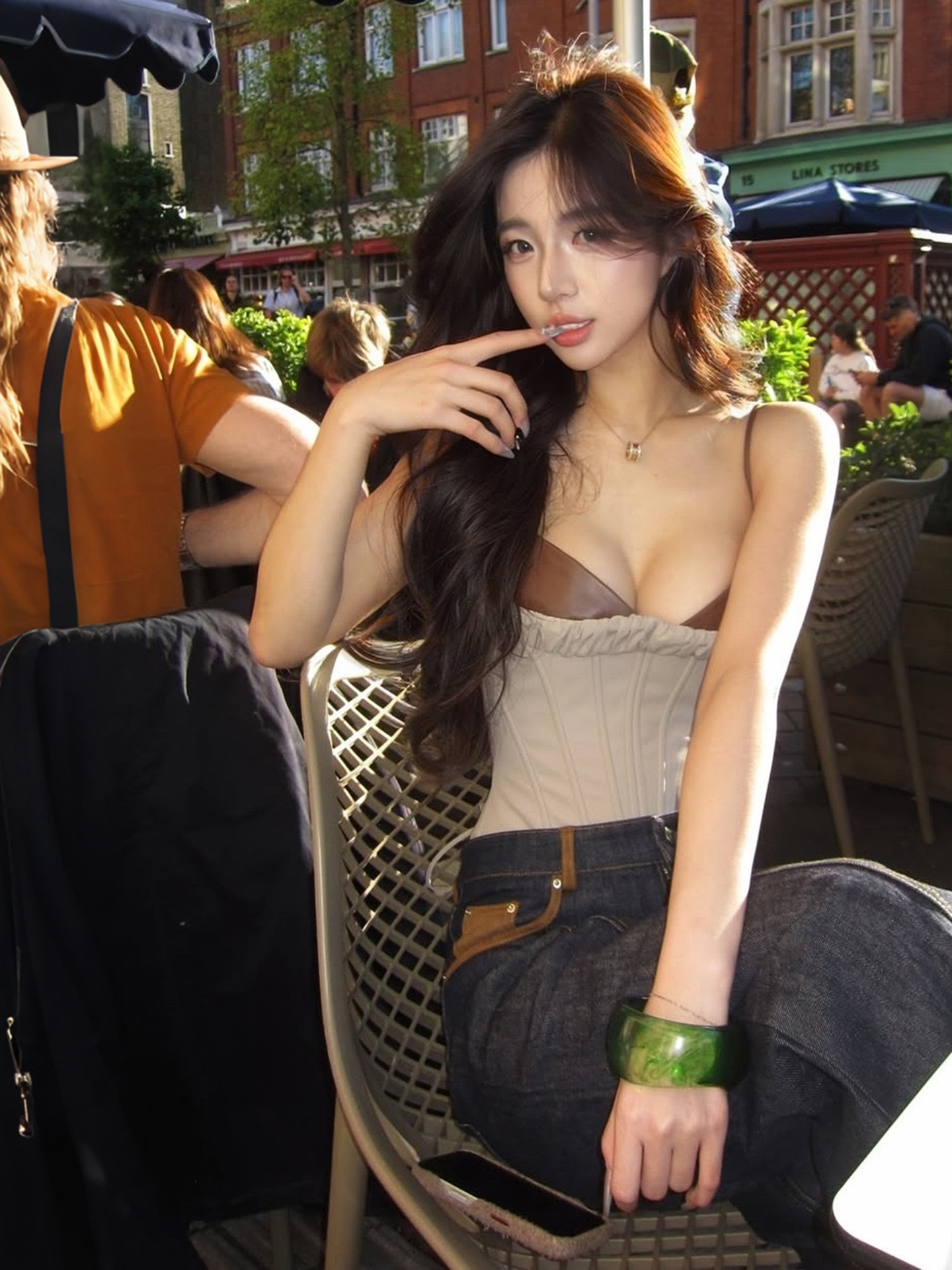 Weird Puss Milan Street Style  - Street Fashion Milan のレビューと価格