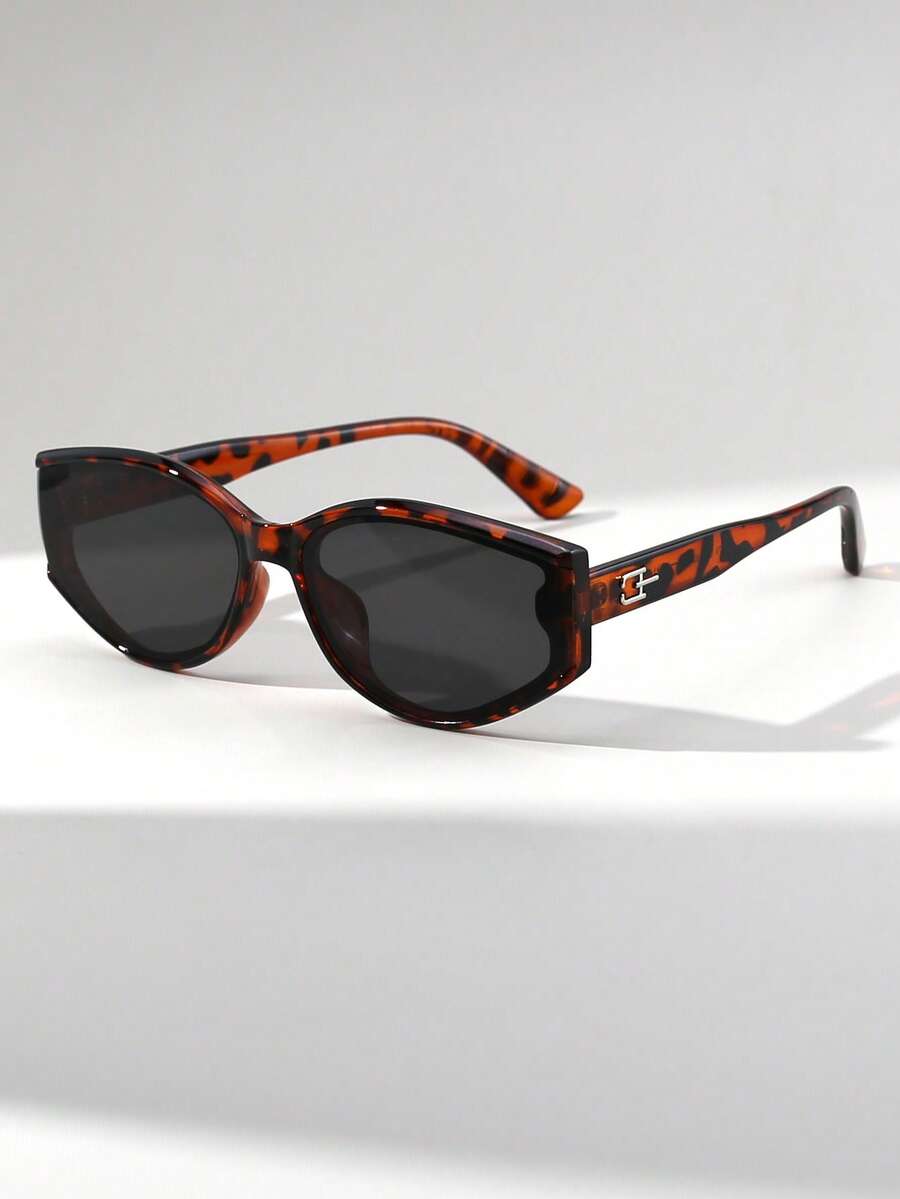1 Pair Women Vintage Cat-Eye F - Street Fashion Vintage のレビューと価格