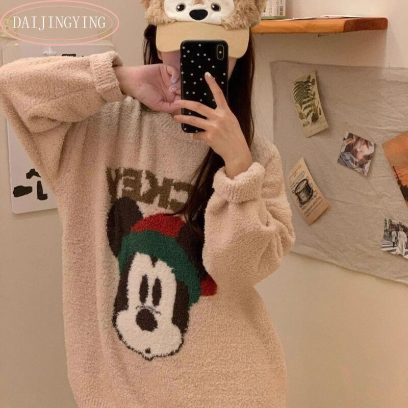 Mickey Mouse Christmas-Themed  - Oversized Crewneck Fleece のレビューと価格