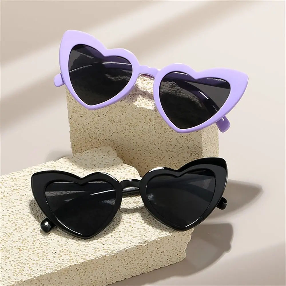 Heart Shaped Sunglasses Vintag - Street Fashion Shoot のレビューと価格