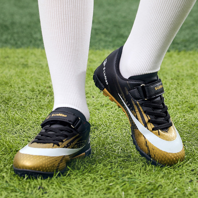Boys Soccer Cleats Anti Slip C - Street Fashion Boy のレビューと価格