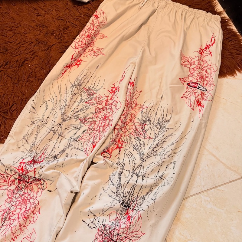 Harajuku Red Spider Lily Print - Street Fashion In Japanese のレビューと価格